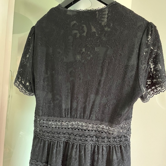 The Kooples (2/M) tiered lace short-sleeve dress, with asymmetrical hem, EUC. - Picture 5 of 14